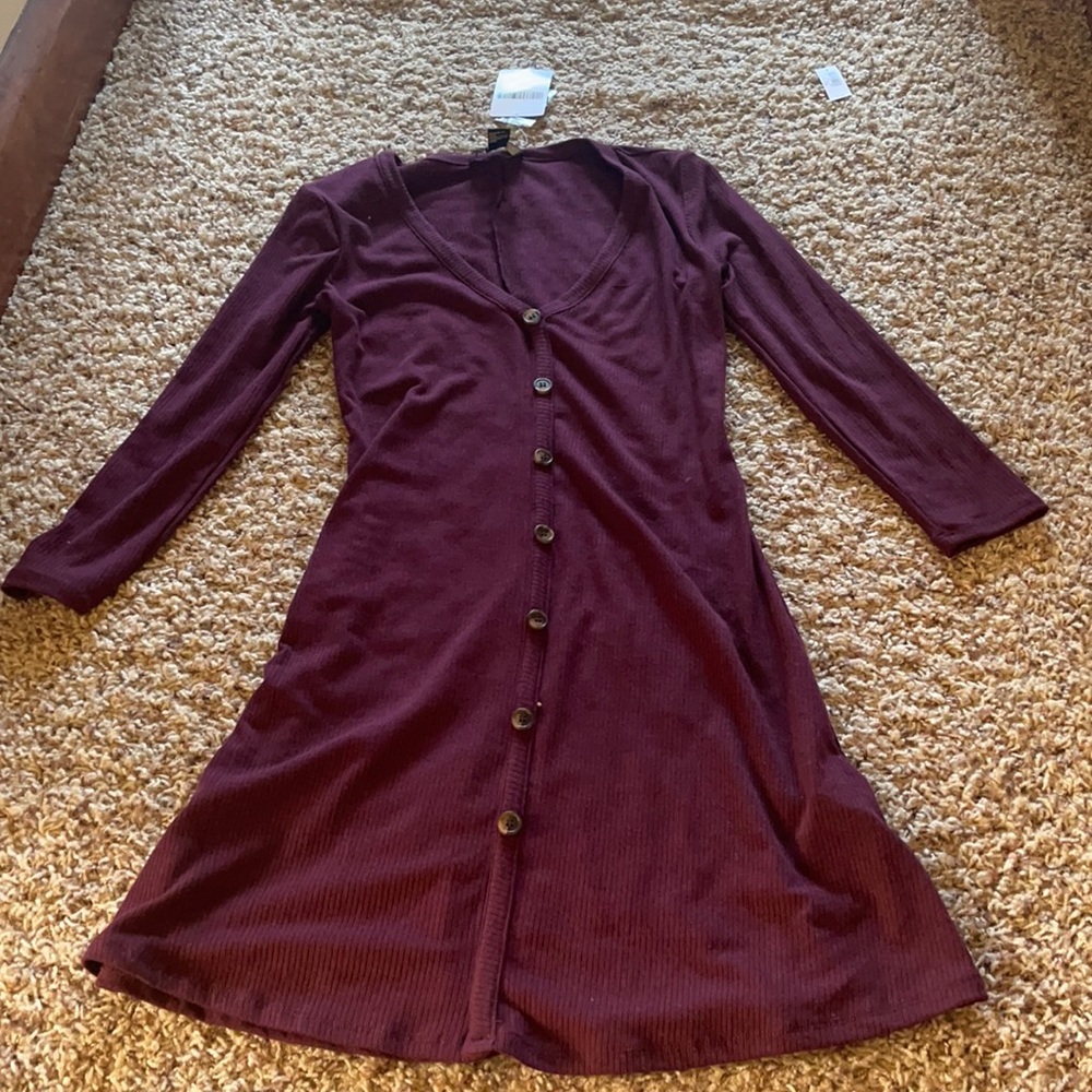 NEVER WORN